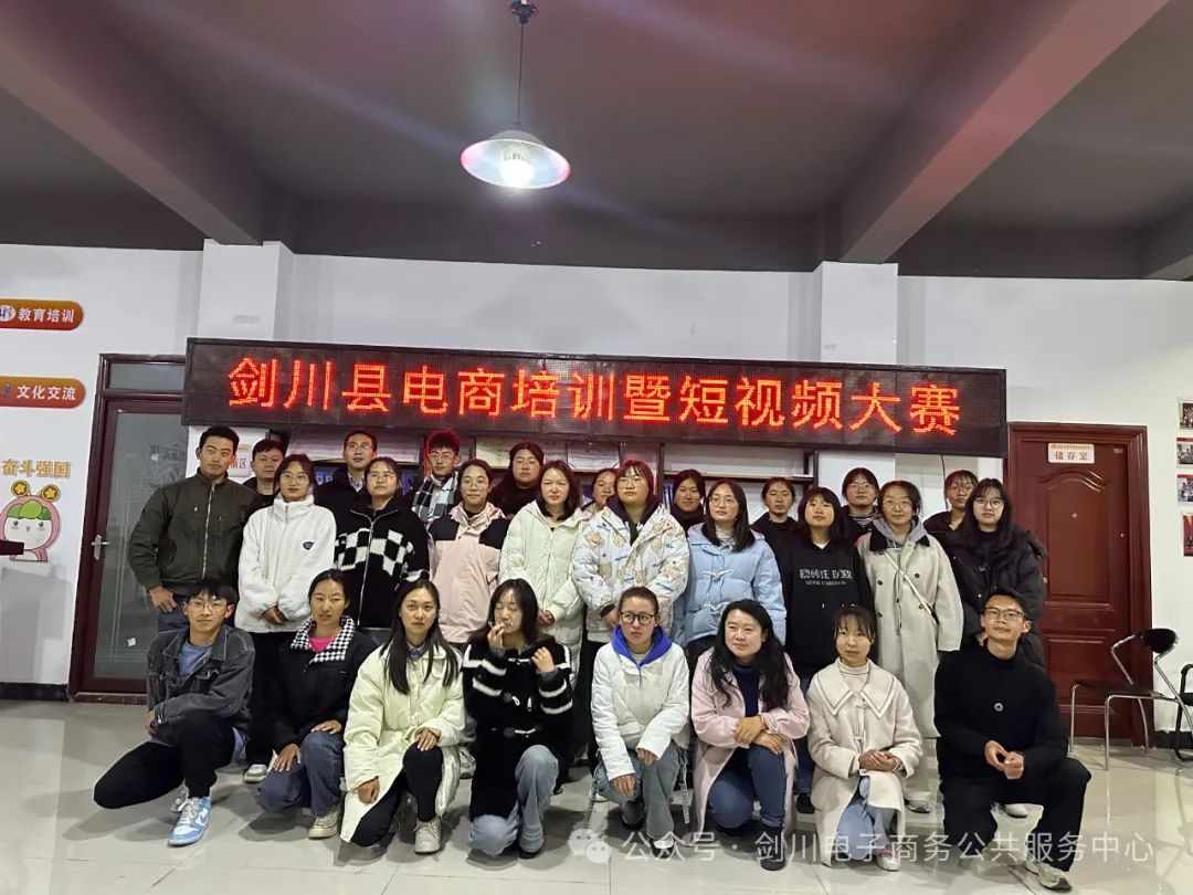 �����ص�����ѵ�߶���Ƶ����������˳���ٰ�