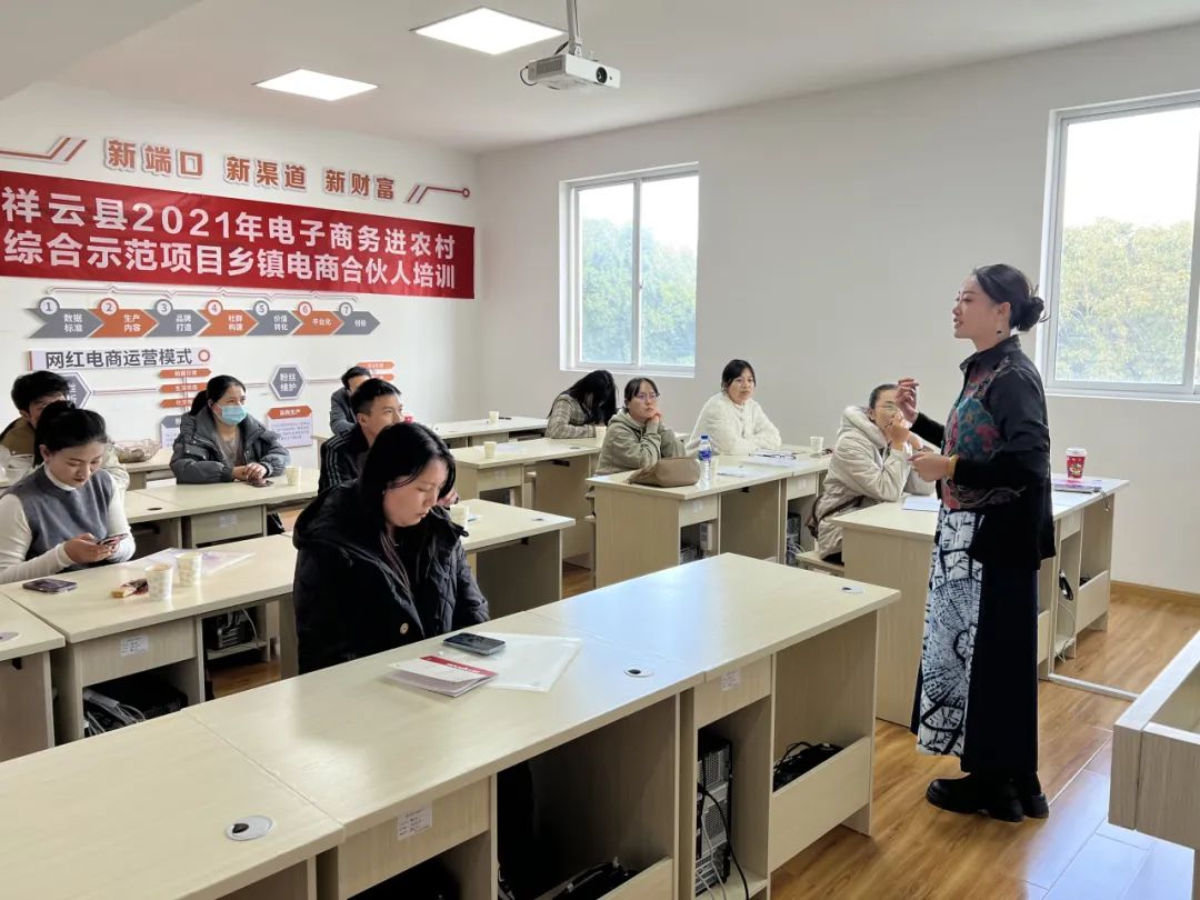 ������������̺�������ѵԲ���չ�